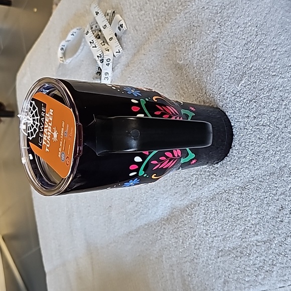 NWT Last One 40 oz Tumbler - Picture 4 of 6